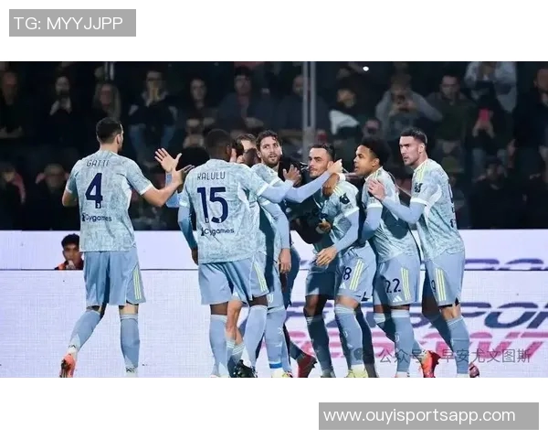 卡佩罗称赞库普梅纳斯后卫表现国米夺冠热门罗马成黑马惊喜 卡佩罗称赞库普梅纳斯后卫表现国米夺冠热门罗马成黑马惊喜