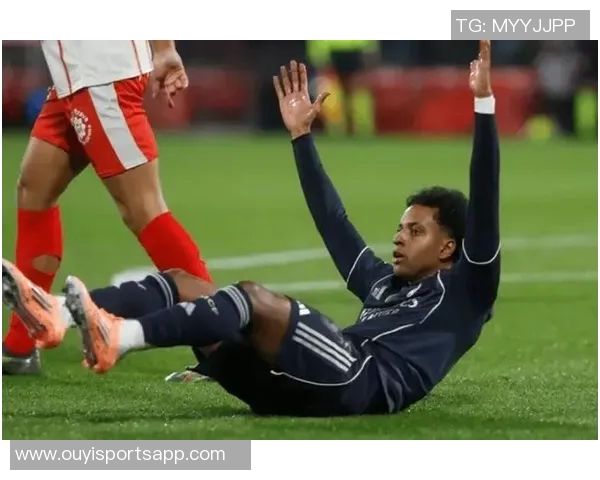 拉波尔塔强烈批评皇马TV对裁判的攻击行为呼吁应有的体育精神 拉波尔塔强烈批评皇马TV对裁判的攻击行为呼吁应有的体育精神