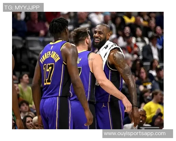 詹姆斯自信谈合同价值称在骑士热火湖人均应获五亿巨额合同