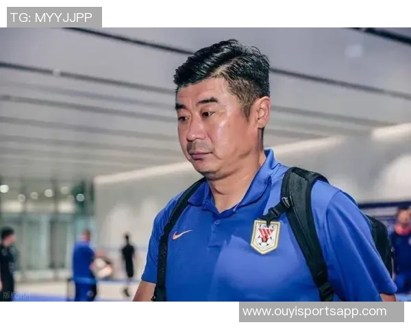 鲁媒报道韩鹏率山东U20队抵达广东泰山队临时教练人选仍未确定